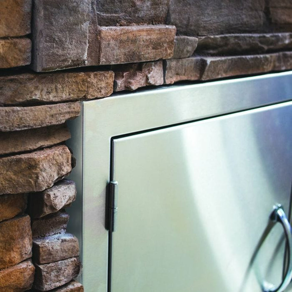 Summerset – 17″ Double Drawer w Masonry Frame Return