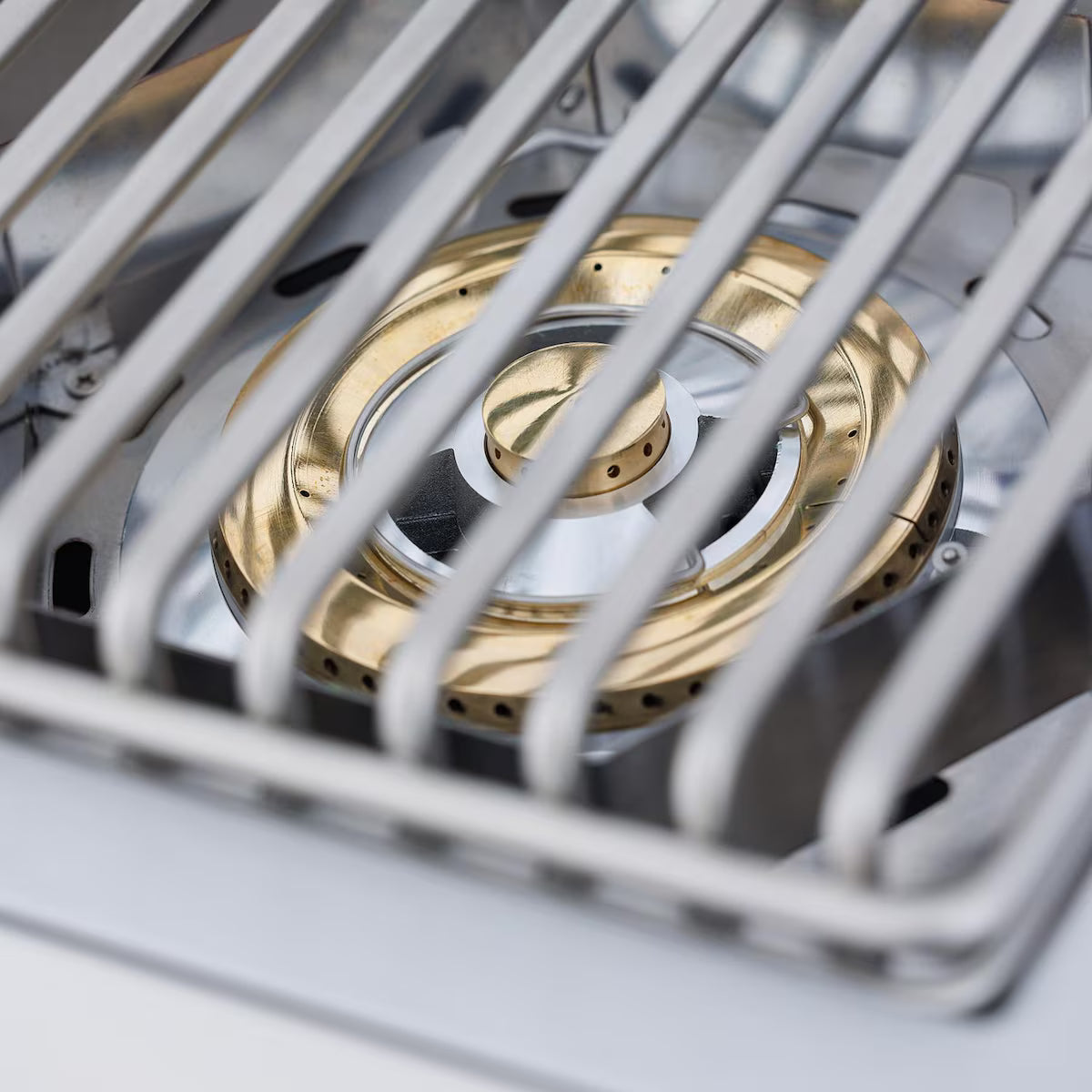 Blaze LTE+ Built-In Natural Gas/Propane Double Side Burner w/ Lid - BLZ-SB2-LTEPLUS