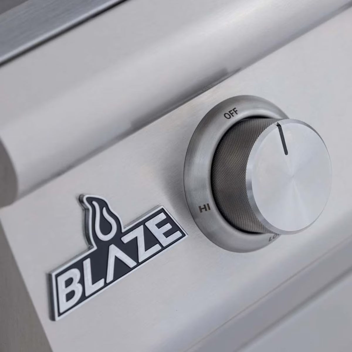 Blaze - BCM 25-in 3-Burner Built-In Propane Grill - BLZ-3BCM