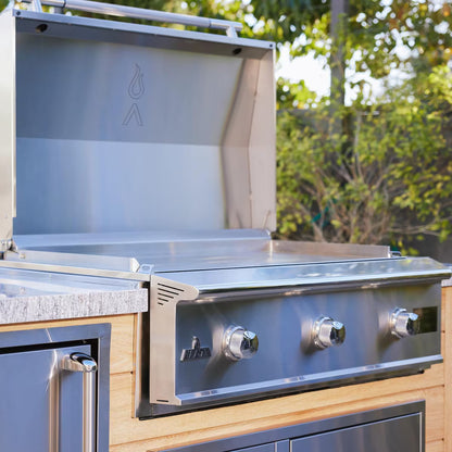 Blaze LTE PRO 40-Inch Built-in Propane Gas Griddle w/ Digital Temperature Screen & Lift-Assist Lid - BLZ-GRIDDLE40-LP