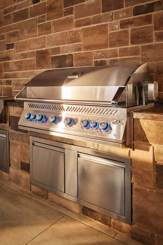 Napoleon Built-In 700 Series 44 with Dual Infrared Rear Burners