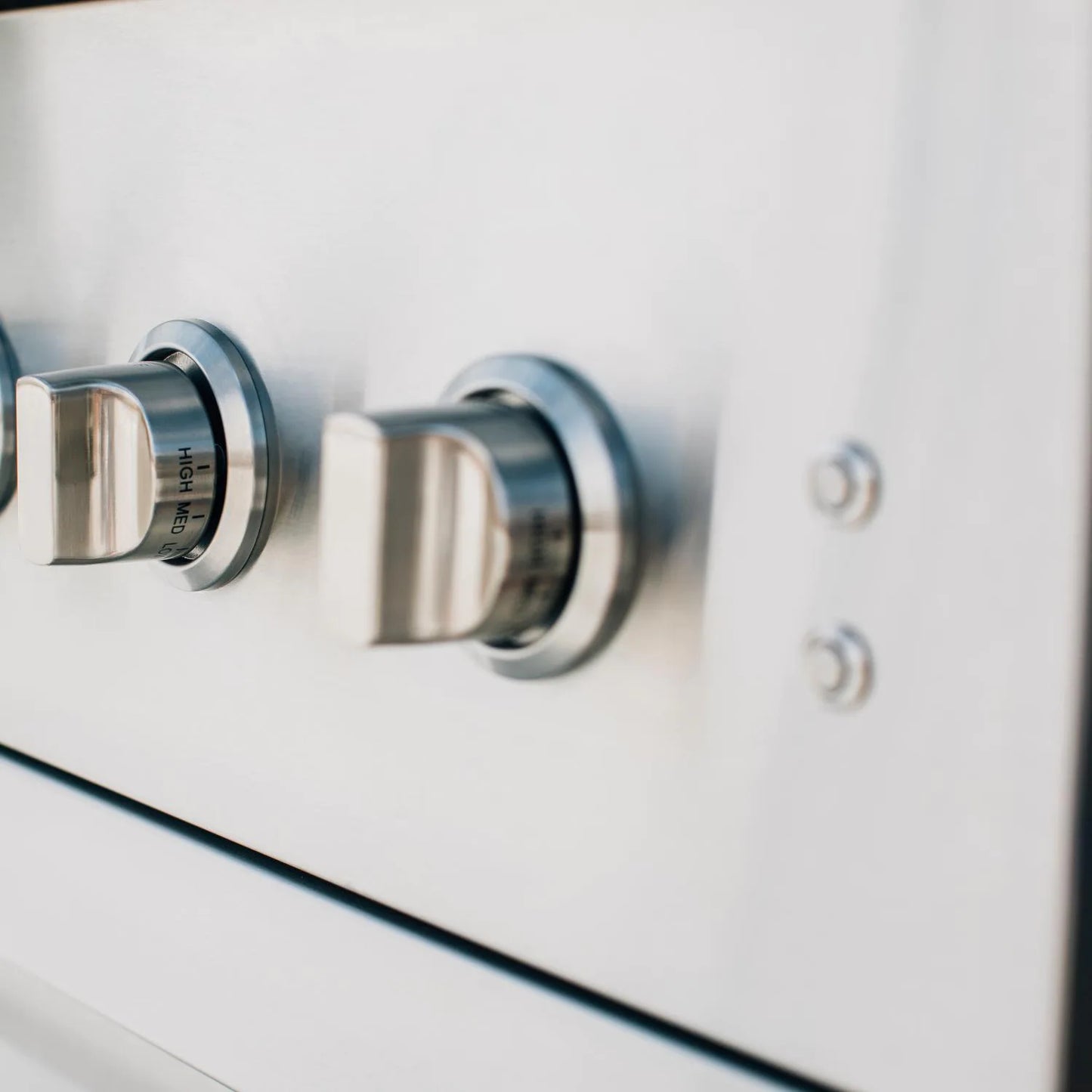 American Made Grills Encore 36-Inch Freestanding Hybrid Grill – ENCFS36