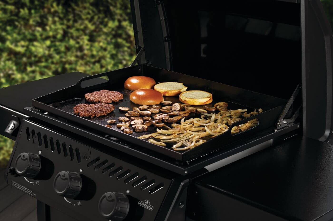 Napoleon - Freestyle™ 24 Inch Pre-seasoned Non-Stick Griddle